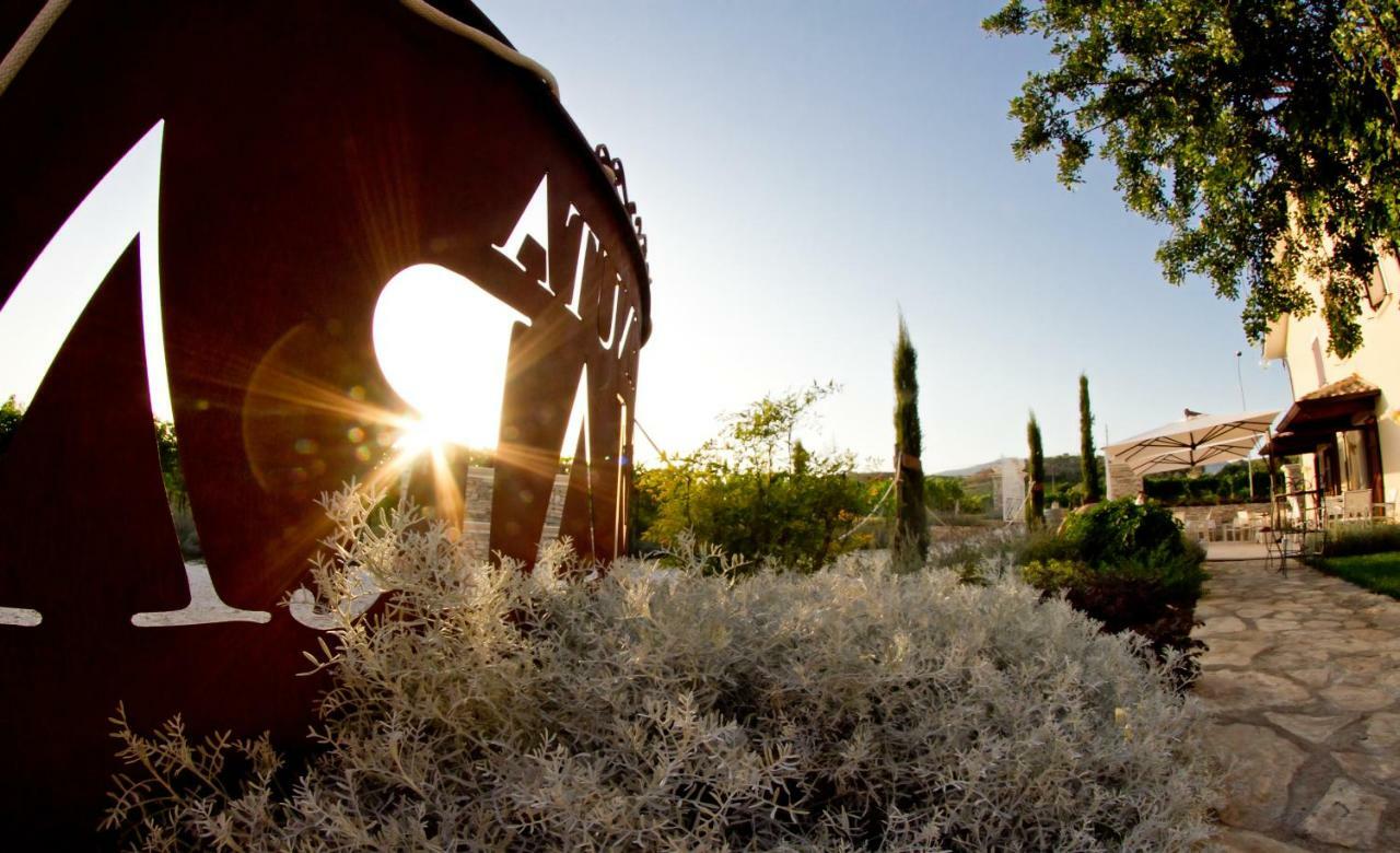Tenuta Jumara Ξενοδοχείο San Lorenzo Maggiore Εξωτερικό φωτογραφία